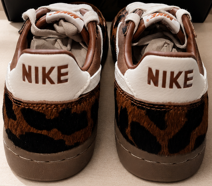 Nike Field General Cinnamon Leopard Femme vue arrière