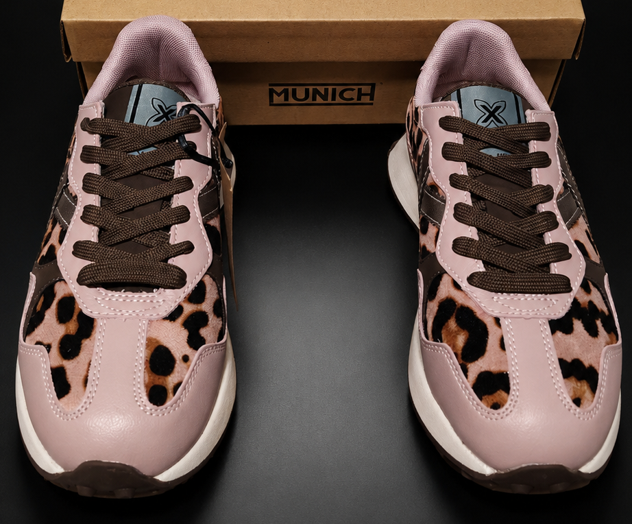 Munich Road Woman 28 Leopard Rose femme vue de face avec boîte Munich