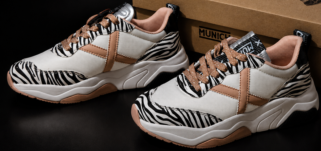 Munich Wave 125 Zebra Beige Rose profil latéral sneaker imprimé zébré