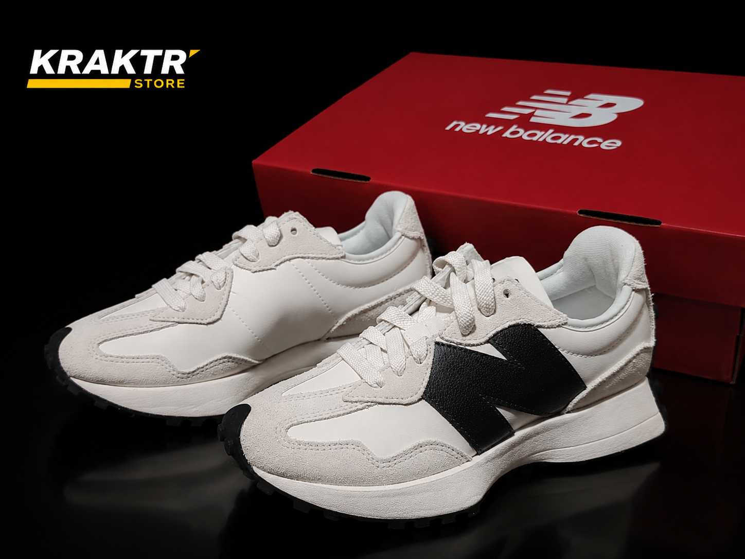 New Balance 327 White Black Taille 36 | KRAKTR STORE