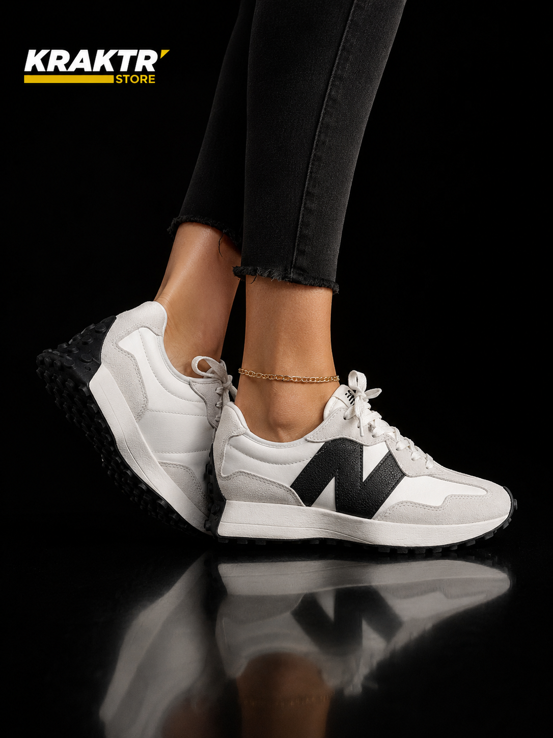New Balance 327 White Black Taille 36 | KRAKTR STORE