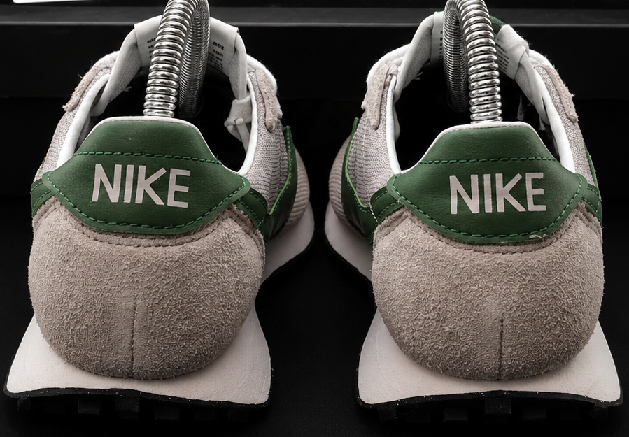 Nike LD-1000 College Grey Fir vue arrière talon Nike vert