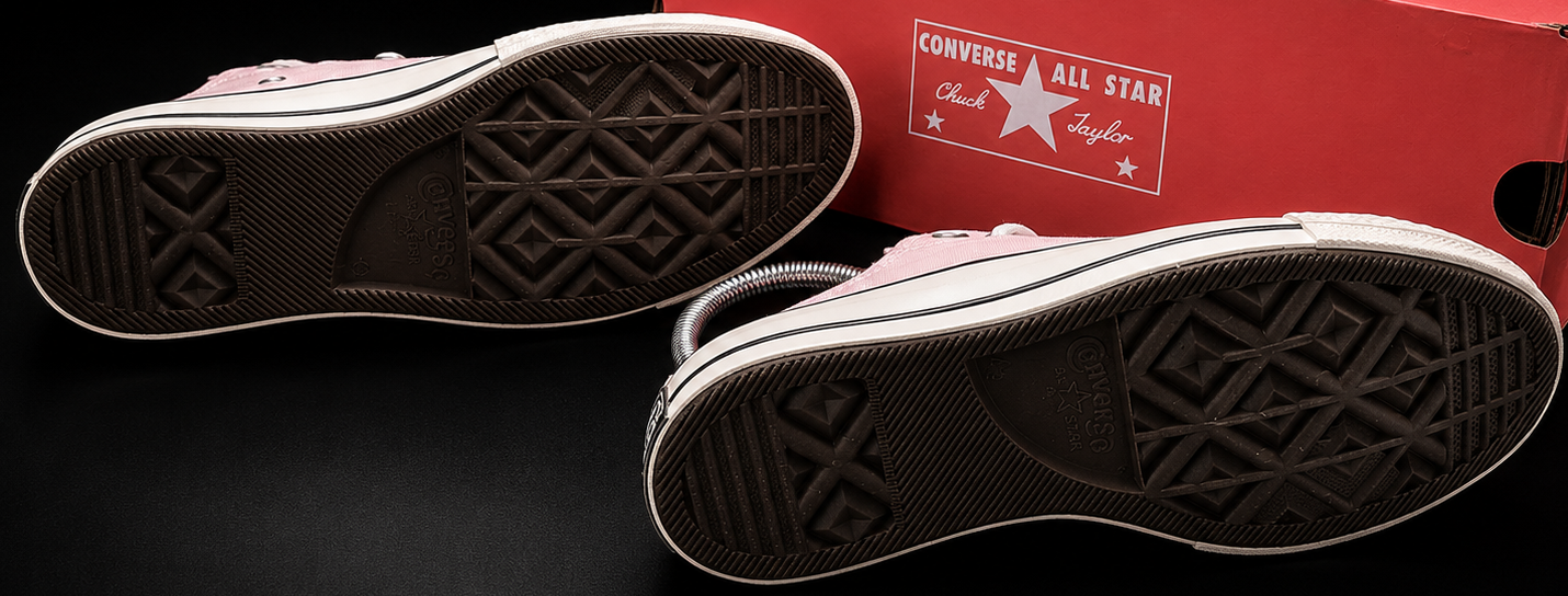 Converse Chuck 70 OX Pink Frosting détail semelle extérieure noire