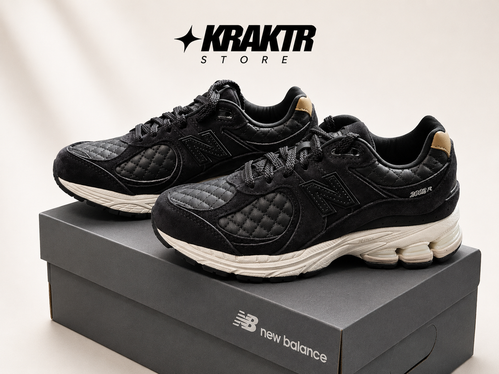 New Balance 2002R Protection Pack Black Quilted Taille 37,5