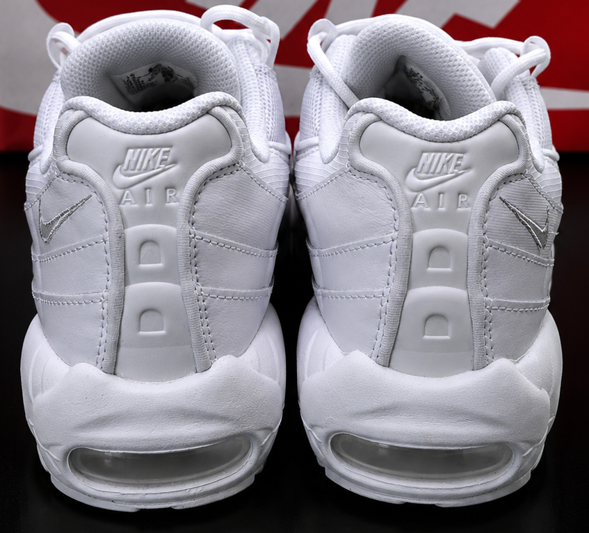 Nike Air Max 95 Essential White Grey Fog CT1268-100 vue arrière Nike Air authentique
