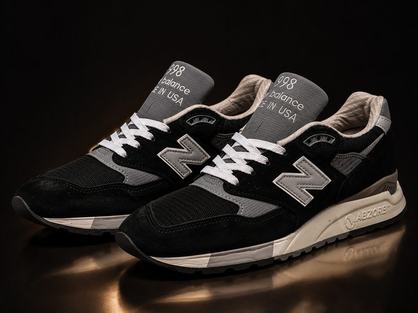 New Balance 998 Made in USA U998BL Homme vue trois quarts droite fond noir premium