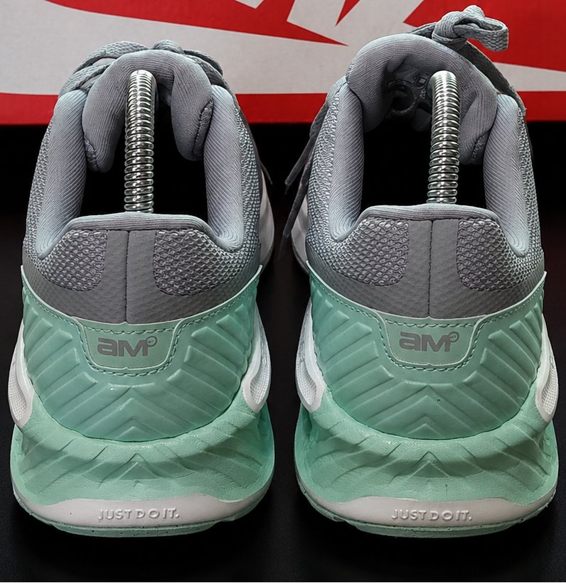 Nike Air Max BIA femme vue arrière talons gris et vert menthe