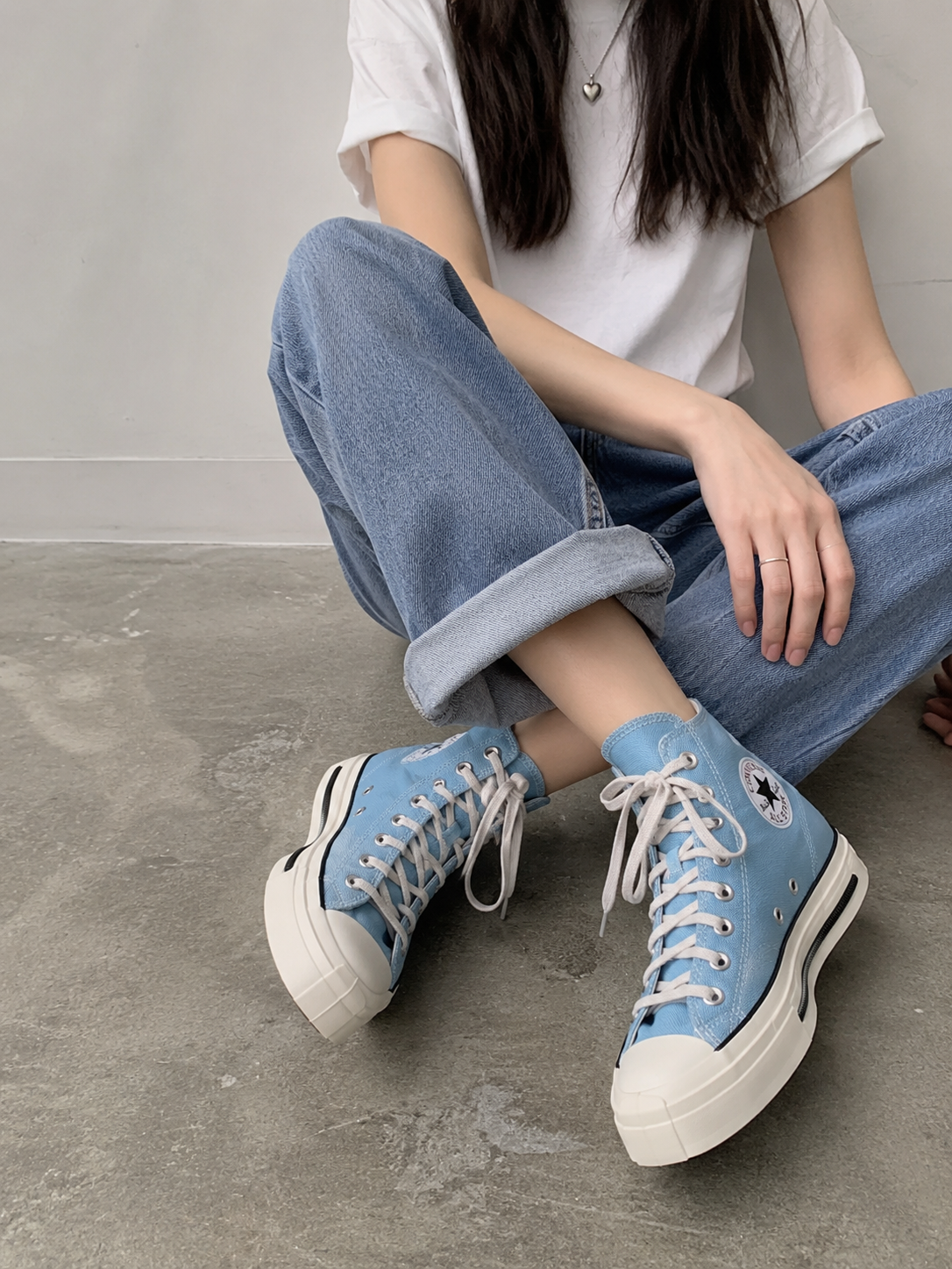 Converse Chuck 70 De Luxe Squared Hi portée style streetwear femme