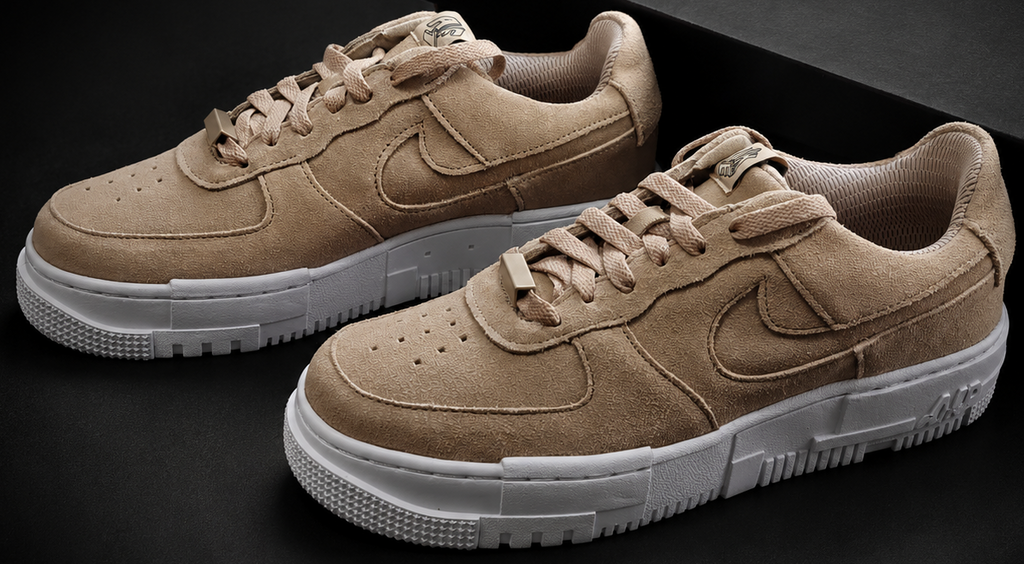 Nike Air Force 1 Pixel Hemp Beige vue latérale avec boîte Nike