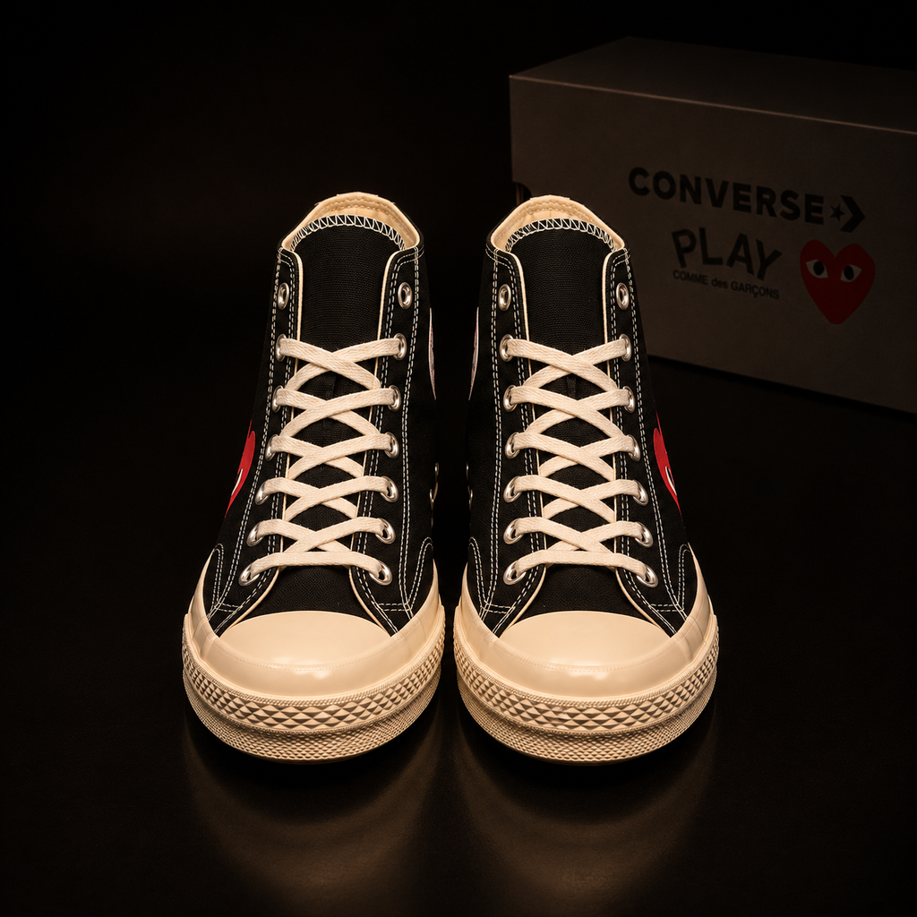 Converse Chuck 70 Comme des Garçons Play 150204C vue de face légèrement plongeante