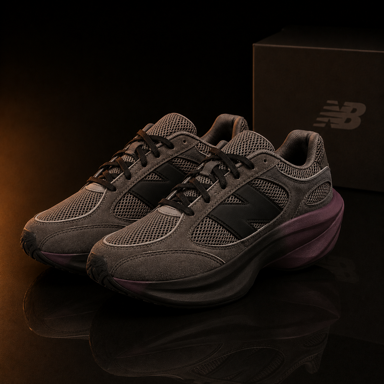 New Balance WRPD Runner UWRPDFRF vue 3/4 avant gauche sur fond noir premium