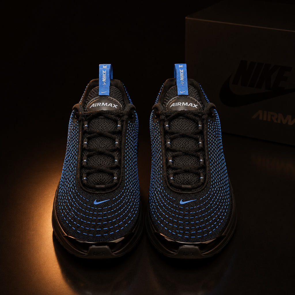 Nike Air Max DN IH4463-001 Homme vue de face légèrement plongeante sur fond noir premium