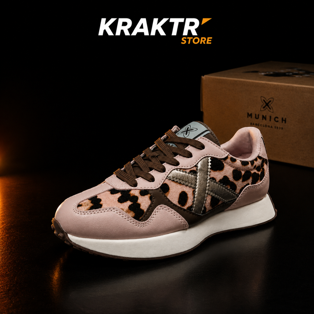 Munich Road Woman 28 Leopard Rose femme vue latérale sur fond noir premium